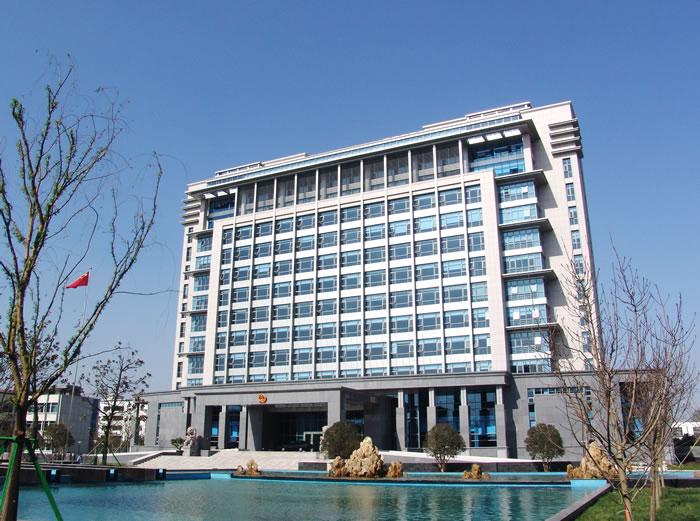 江蘇鎮(zhèn)江丹陽經(jīng)濟(jì)開發(fā)小區(qū)采購(gòu)3KW變頻恒壓供水設(shè)備一套